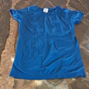 Athleta Vibrant Blue Crew Neck Top